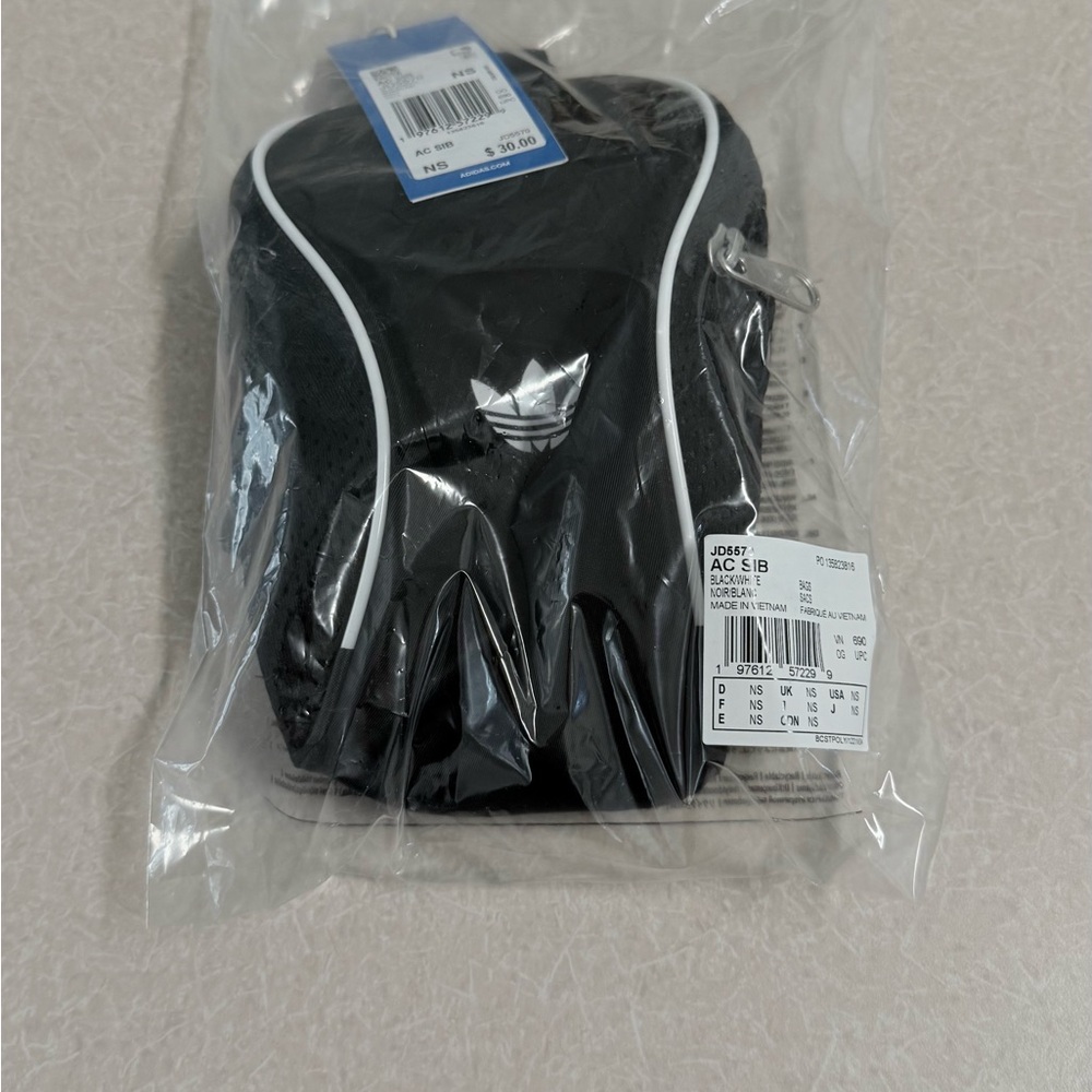 Adidas Adicolor sling bag